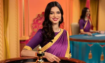 Biểu tượng bảo mật với khóa và lá chắn